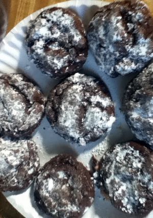 A picture of Rolo Cookies.
