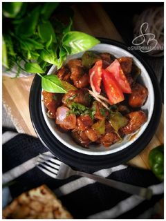 চিলি সয়া মাঞ্চুরিয়ান (Chilly Soya Manchurian recipe in Bengali) রেসিপির প্রধান ছবি