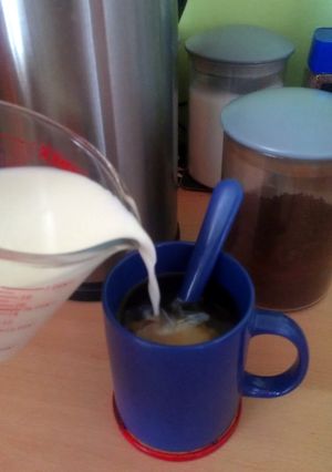 A picture of Vickys Coffee Creamer Your Way, Gluten, Dairy, Egg & Soy-Free.