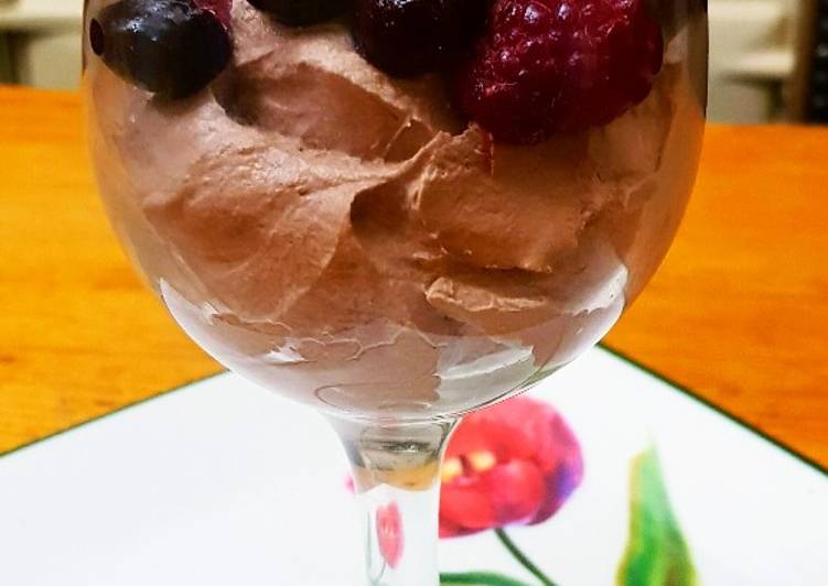 How to Make Perfect Keto Avocado Chocolate Mousse