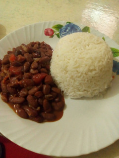 A picture of White rice and beans stew.