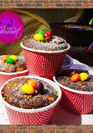 A picture of Christmas fruit cake.