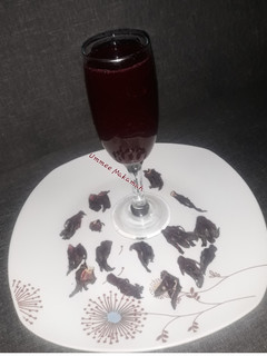 A picture of Zobo drink.