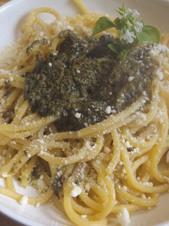 Una foto de Bigoli al pesto de nueces
