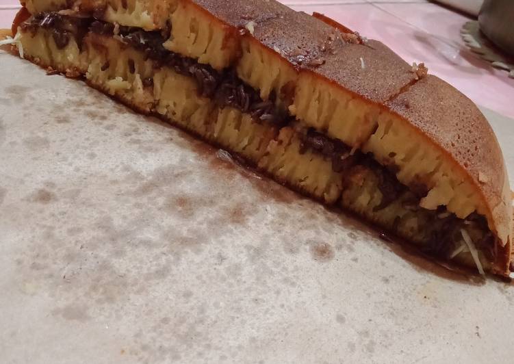 Featured image of post Cara Membuat Martabak Manis Teflon Takaran Sendok Bila martabak manis dibuat dengan adonan kulit yang terasa manis dengan berbagai macam isian