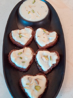 शाही टुकड़ा(shahi tukda recipe in hindi) रेसिपी मुख्य फोटो