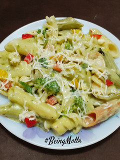 A picture of Tricolour Pesto Pasta.