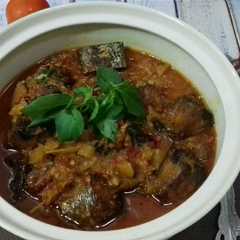 Tongkol Kentang Kare a la Ambar রেসিপির প্রধান ছবি