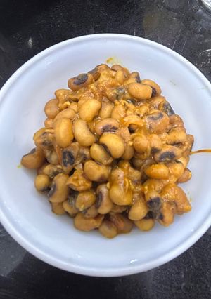 A picture of Masala cowpeas.
