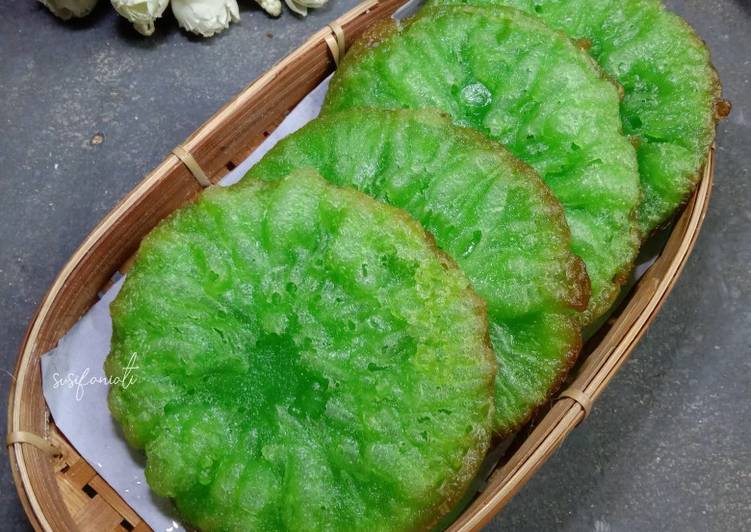  Resep Kue cucur pandan  oleh Susi Faniati Cookpad