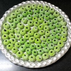 A picture of Betel leaves / paan ladoo (prashadi recipe).