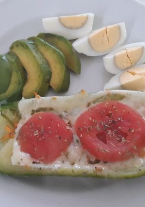 Una foto de Zapallo italiano relleno de verduras