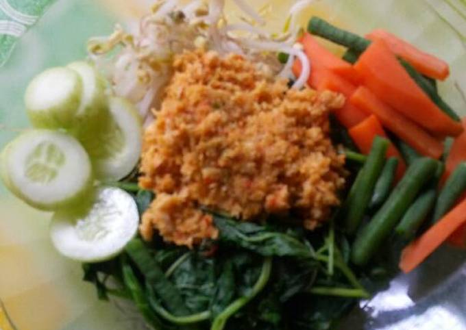 Yuk intip, Bagaimana cara membuat Urab sayur pedess dijamin lezat