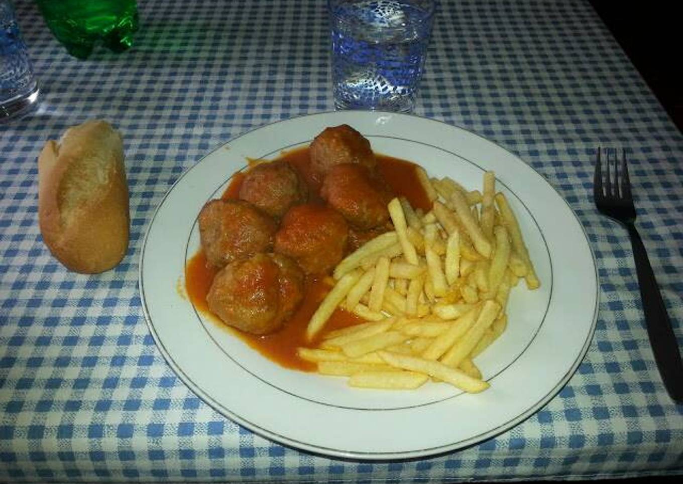 Albóndigas en salsa de tomate
