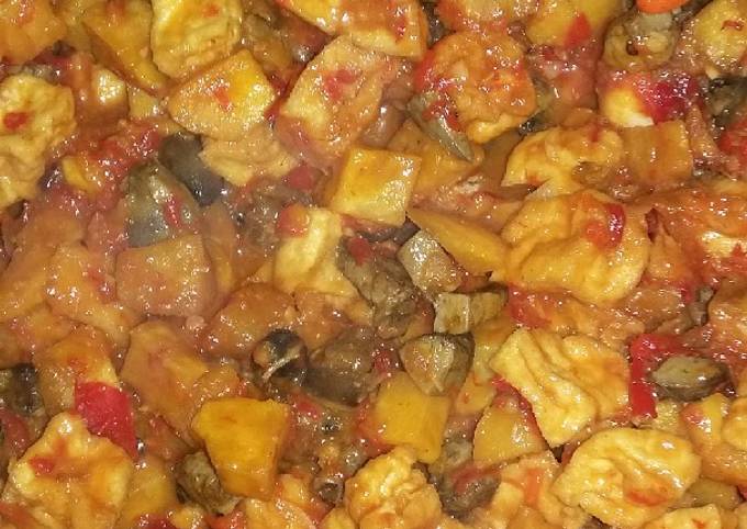 Langkah Mudah untuk Menyiapkan Sambal Goreng Ubi Kuning Tahu dan Ati Ampela, Bikin Ngiler