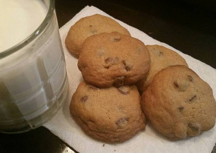 Easiest Way to Make Any-night-of-the-week Chocolate Chip Cookies