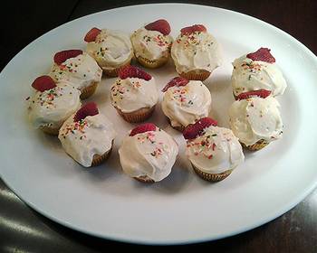 Fresh, Prepare Recipe HoneyLemonRicotta Cupcakes with Lemon Cream Cheese Frosting Very Delicious