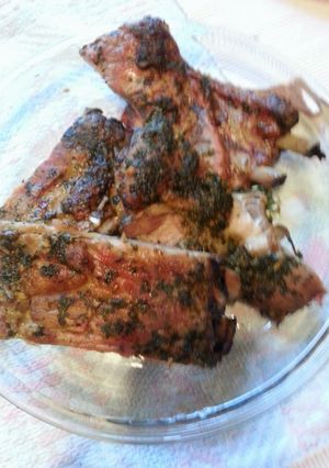A picture of Spare ribs chimichurri.