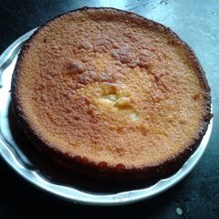 A picture of Lemon cake.