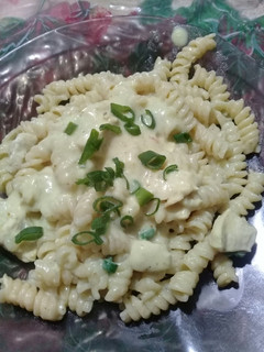 Una foto de Fideos con salsa blanca