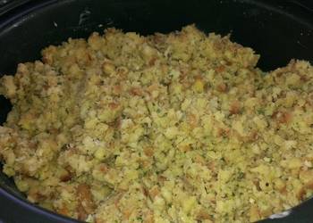 Easiest Way to Make Perfect Crockpot chicken and stuffing