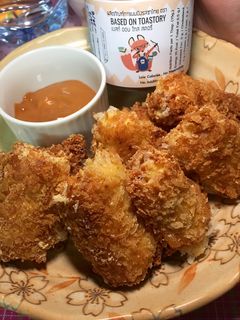 รูปของ ขนมปังทอดไส้ชีส & สเปรดชาไทย Fried cheese rolls& Thai TEA Spread