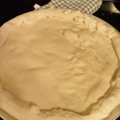 A picture of Pizza dough.
