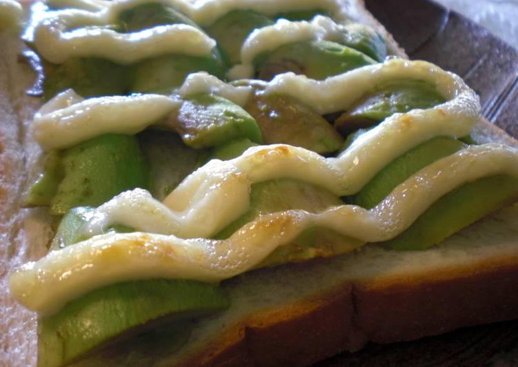 Simple Way to Make Avocado Toast