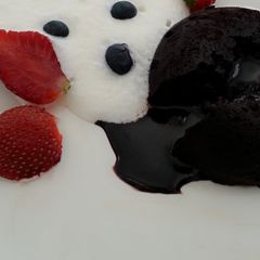 A picture of Chocolate Molten.