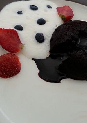 A picture of Chocolate Molten.