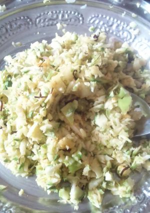 A picture of Naughty mango salad.