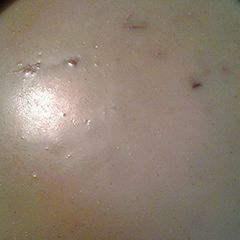 A picture of Duck gravy.