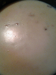 A picture of Duck gravy.