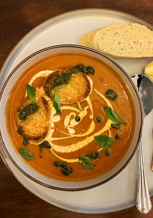 A picture of Roasted Tomato Soup.