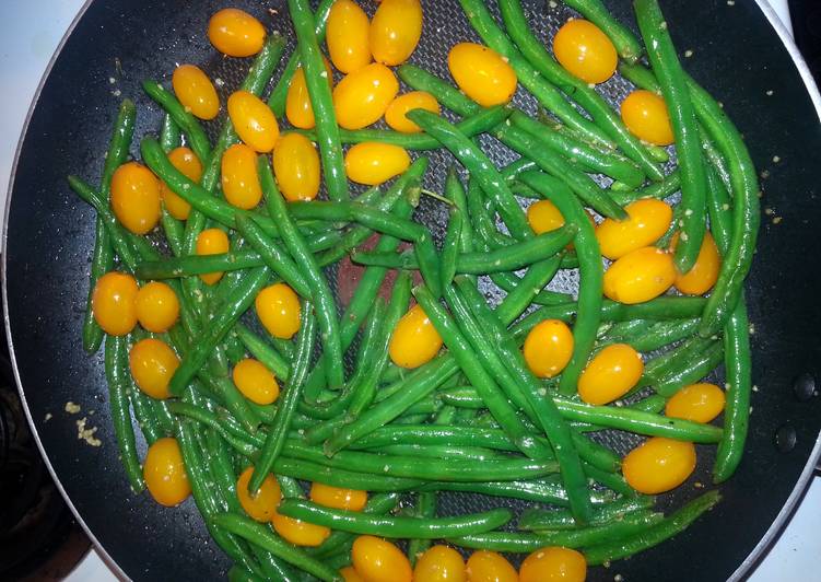 Learn How To Green Beans with Cherry Tomatoes