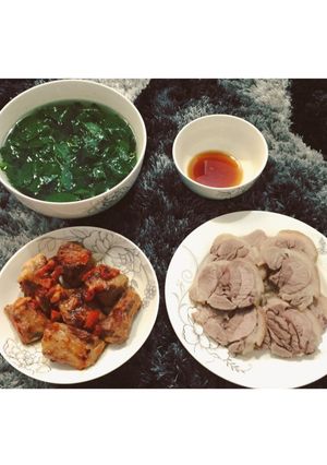 Hình của món Sườn sốt mè rang.