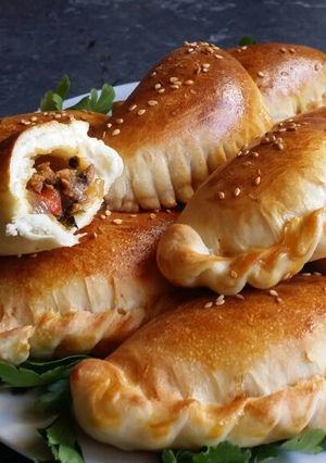 صورة لوصفة شوصون بعجين هش وحشوة لذيذة بزاااف وسهلة