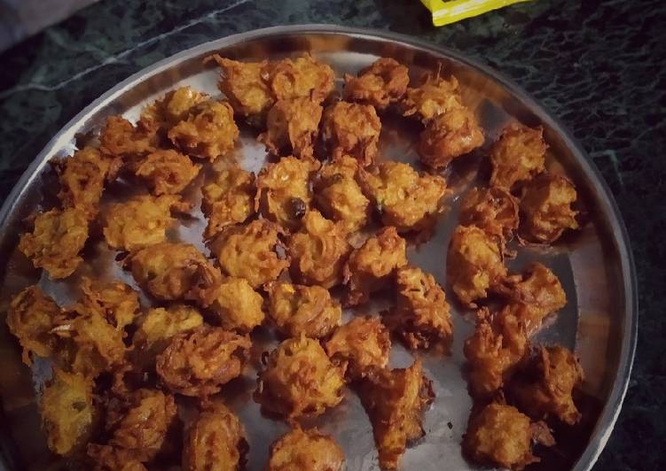 Steps to Prepare Any-night-of-the-week Maggi pakora