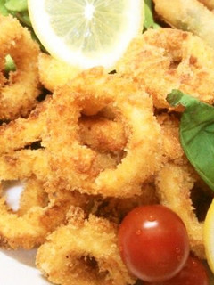 A picture of Splatter-free Fried Calamari.