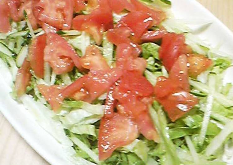 A Very Easy Lettuce Salad