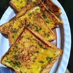 Garlic toasted bread#recipemarathon A picture of Garlic toasted bread#recipemarathon.