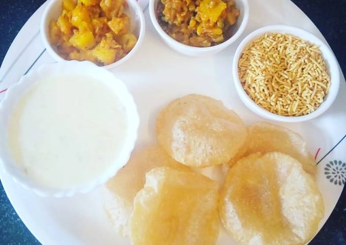 Milk custard and potato sabji and namkin
