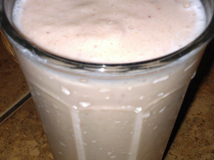 Easy Steps to Make awesome strawberry, banana smoothie the Can Spoil the Tongue Can spoil the tongue