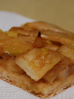 A picture of Spiced Apple Flatbread w/Citrus Wine Drizzle.