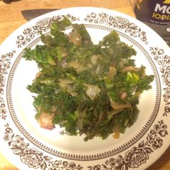 A picture of Sweet And Sour Kale.