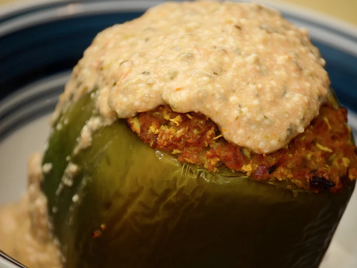 Easy Way Make Recipe Cauliflower Stuffed Peppers w/Spicy Queso Marinara that is So Delicious, So Delicious}