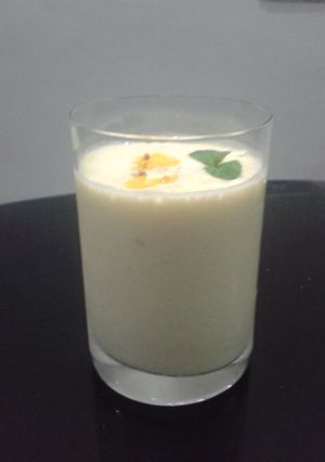 A picture of Refreshing Mango Smoothie.