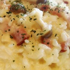 A picture of Easy Cheese Risotto Made with Leftover Rice.