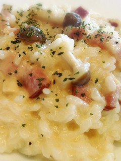 A picture of Easy Cheese Risotto Made with Leftover Rice.