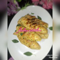 A picture of Stuffed braided bread.